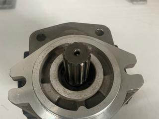 Bơm thủy lực xe nâng từ 5 tấn đến 10 tấn, Tailift (phía sau) - 1