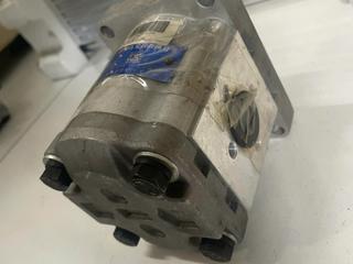 Bơm thủy lực xe nâng  - 4